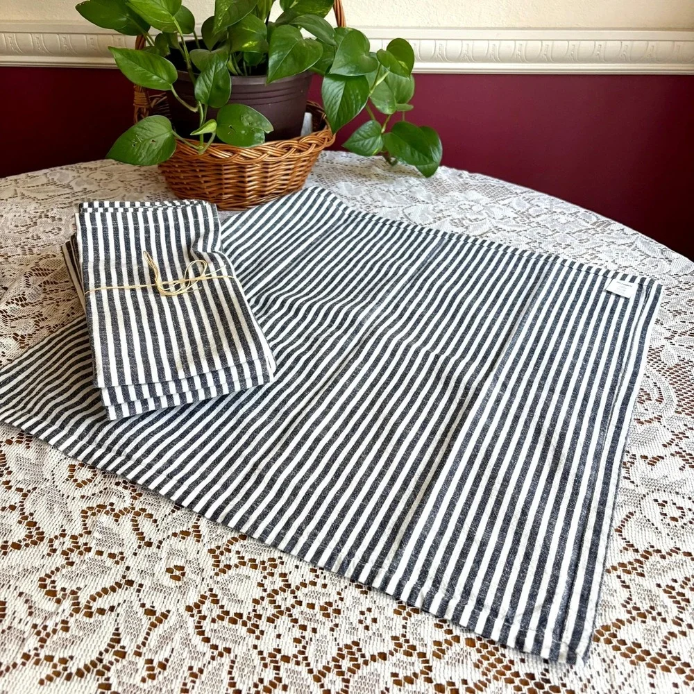 Pier 1 Imports Navy White Stripe 100% Cotton Cloth Napkins 8pc Farmhouse Coastal